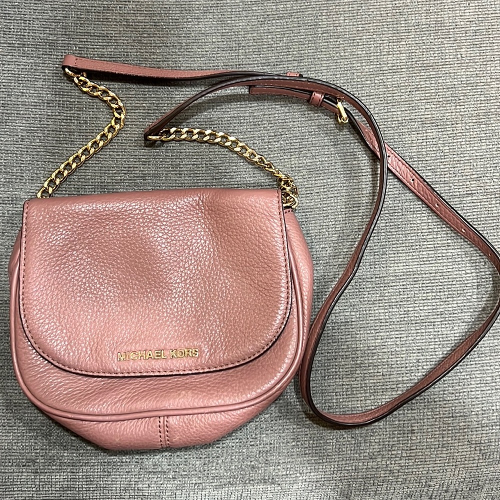 Michael Kors adjustable crossbody bag.